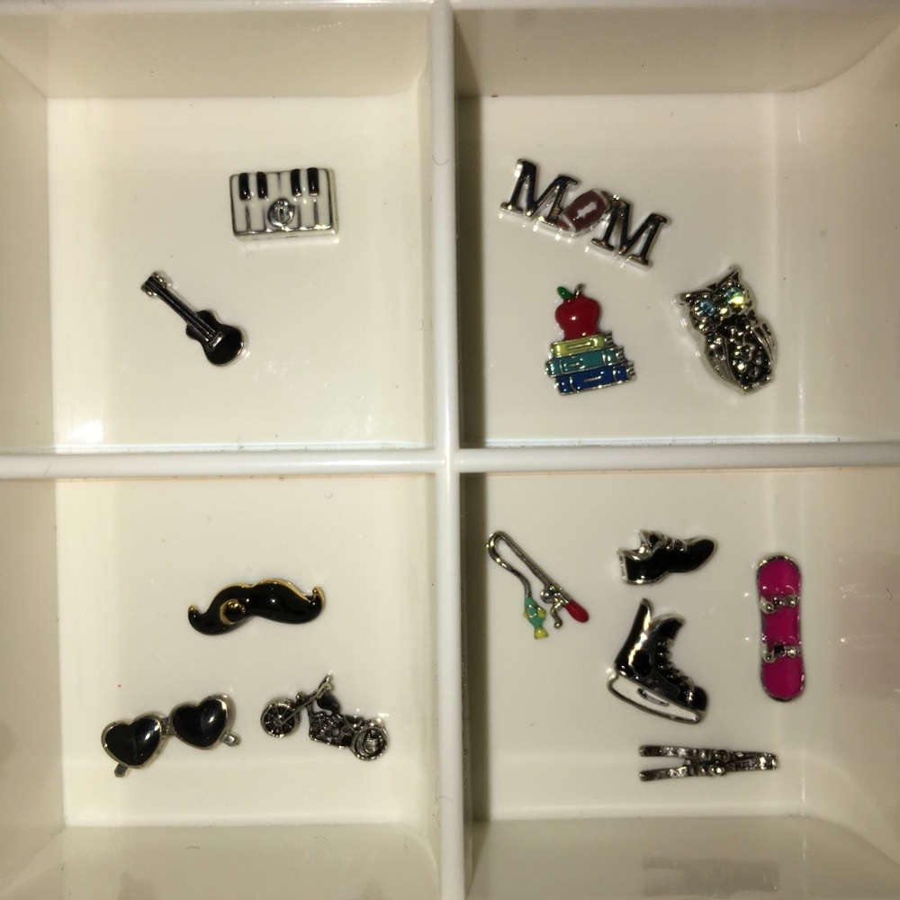 Origami owl charms/plates